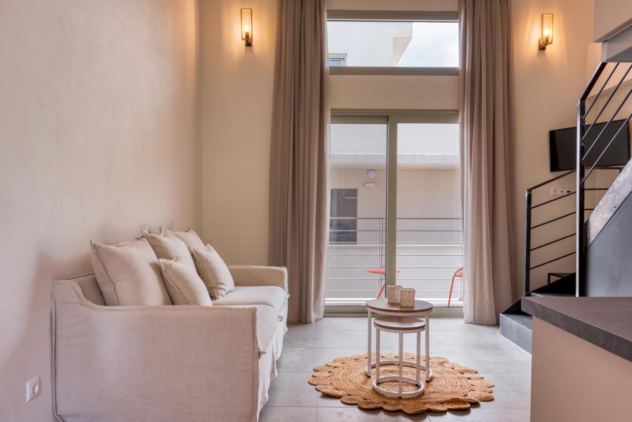 Saronis Suites Saronida Εξωτερικό φωτογραφία